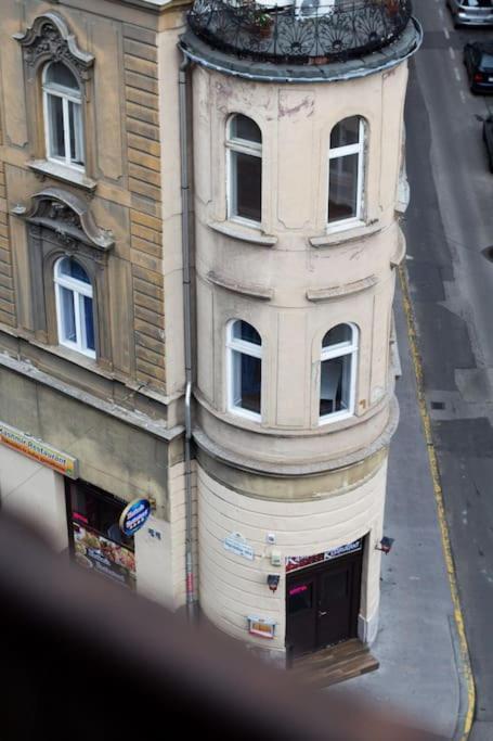 Cityscape Budget Blaha Apartamento *